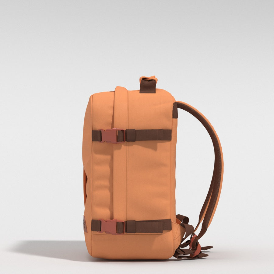 Classic Cabin Backpack 28L