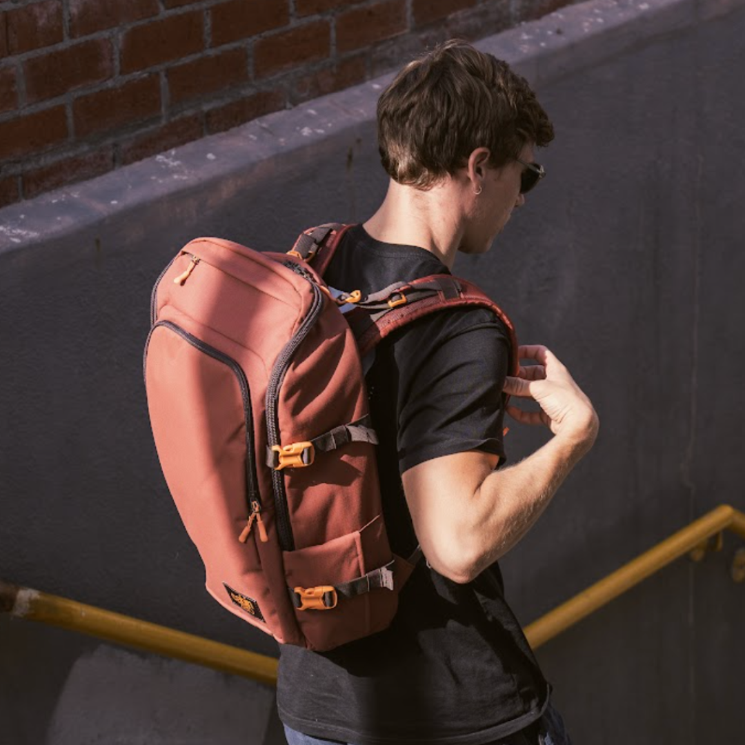 Mochila ADV Pro 32L <tc>Sangria Red</tc>