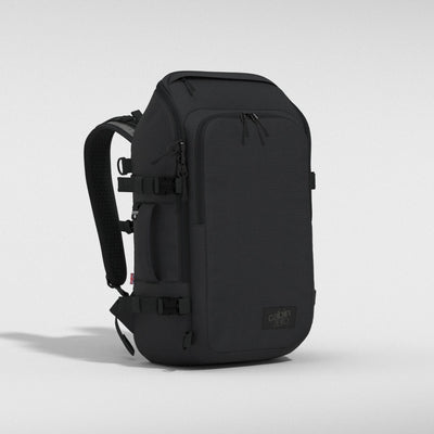 Mochila ADV Pro 32L <tc>Absolute Black</tc>