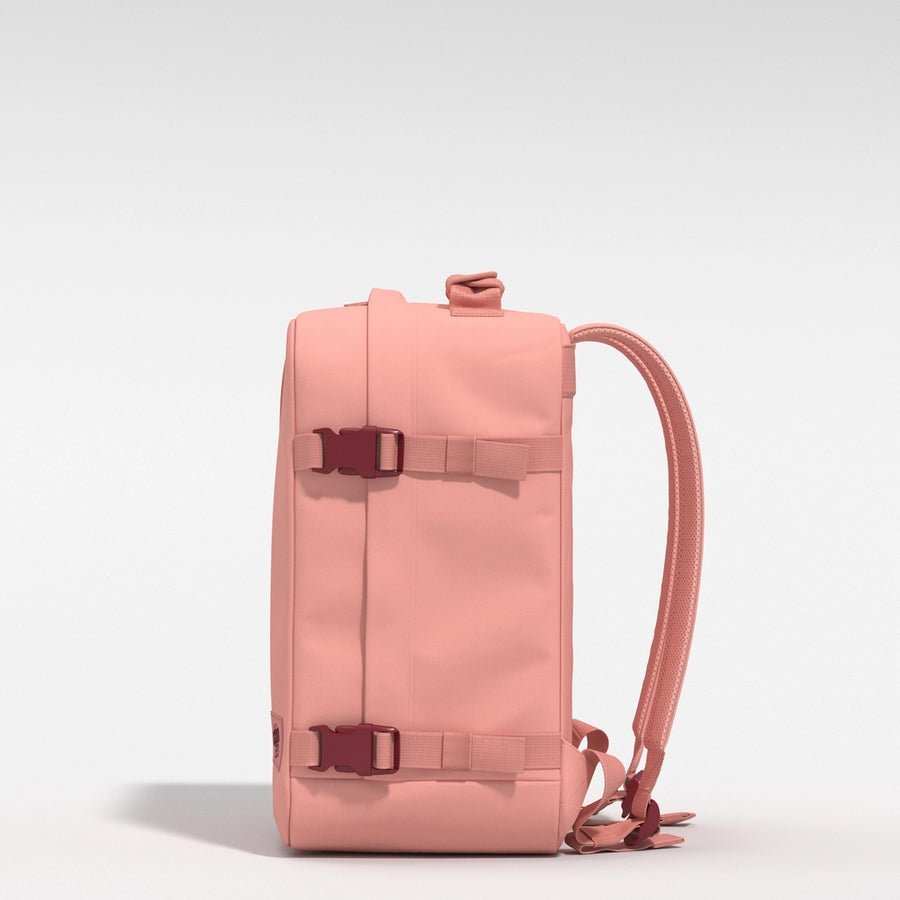 Classic Cabin Backpack 28L