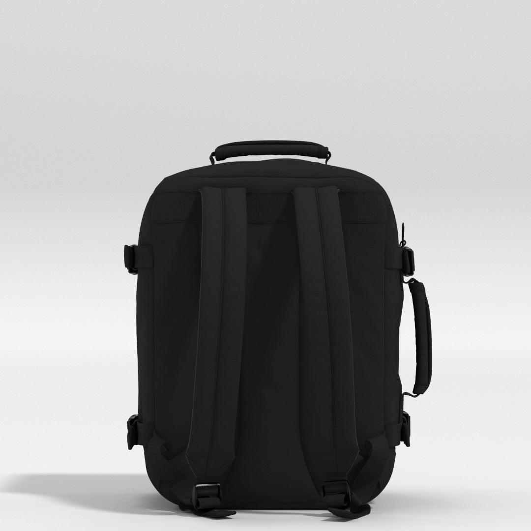 Classic Cabin Backpack 28L Absolute Black