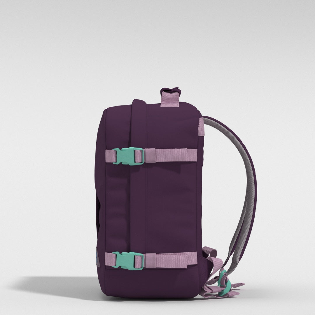 Classic Cabin Backpack 28L Midnight Purple