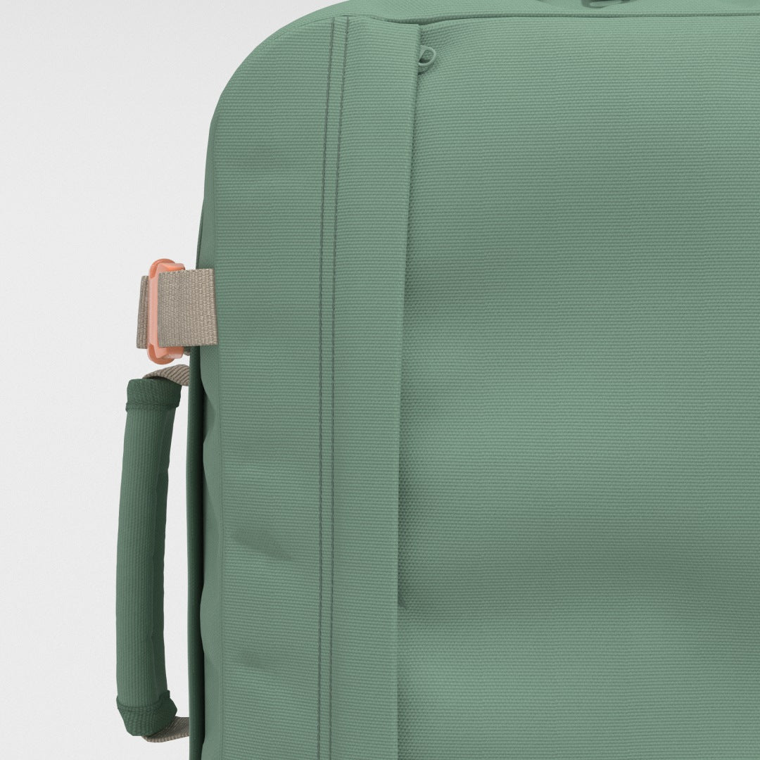 Classic Cabin Backpack 28L Sage Forest