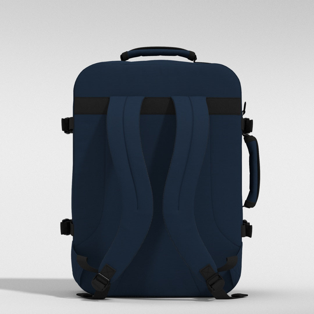 Classic Cabin Backpack 44L Navy