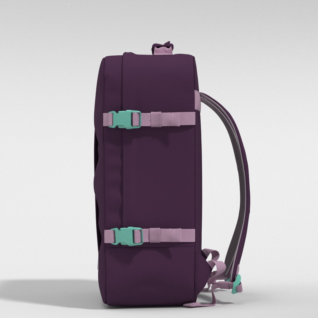 Classic Cabin Backpack 44L Midnight Purple