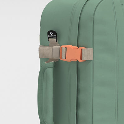 Classic Cabin Backpack 44L Sage Forest