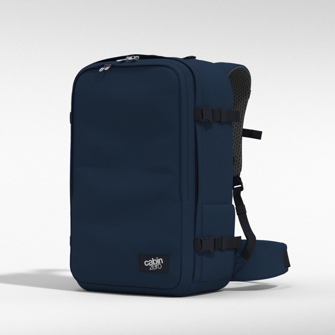 <tc>Classic Pro</tc> Mochila 42L <tc>Navy</tc>