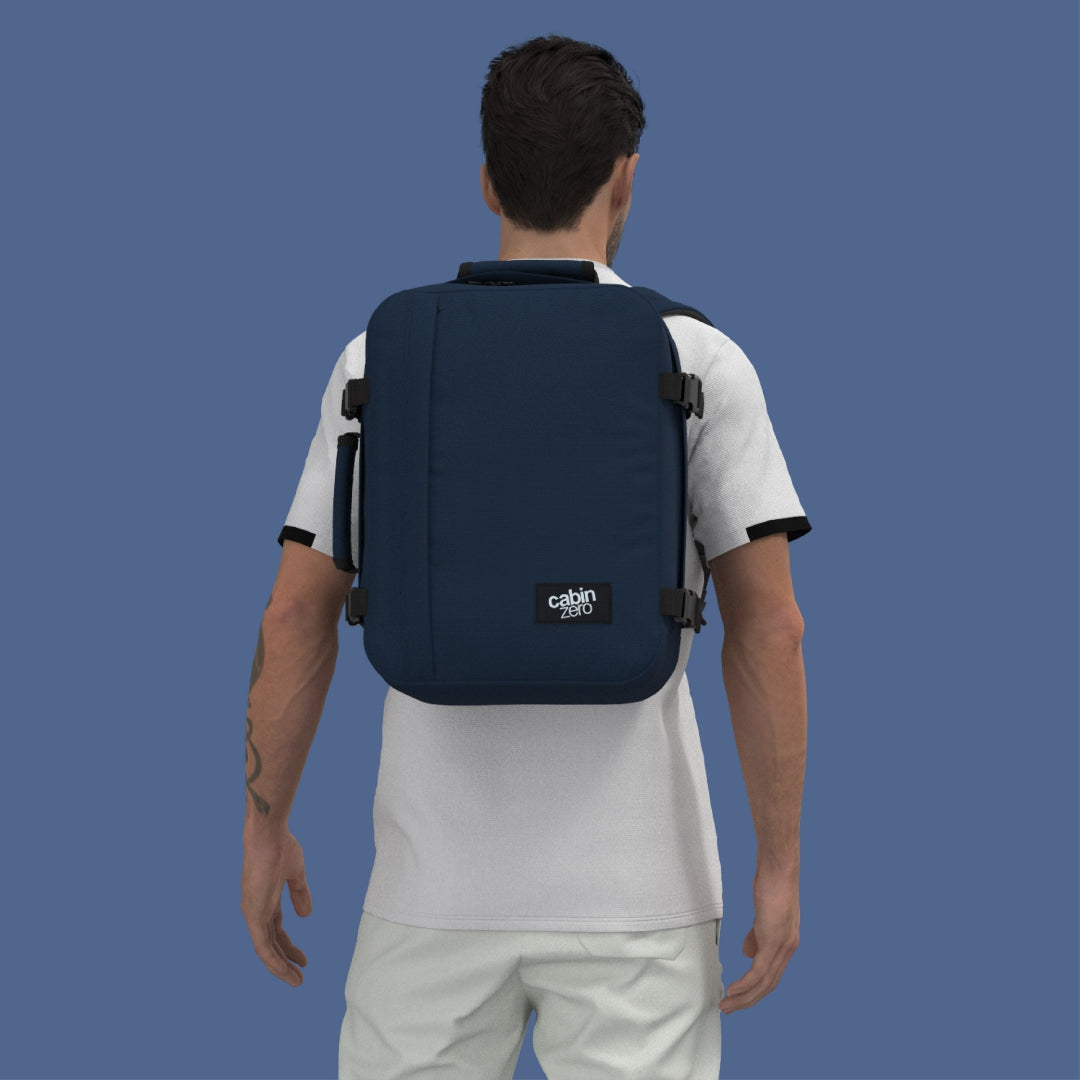 Classic Cabin Backpack 28L Navy