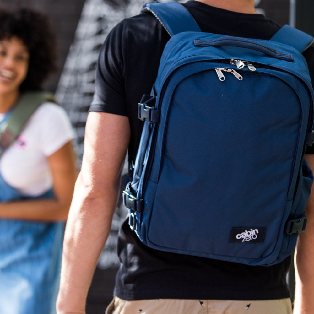 Backpack Classic Pro 32L Navy